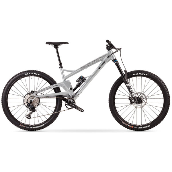 Bicicleta Stage 7 PRO marca Orange Biker