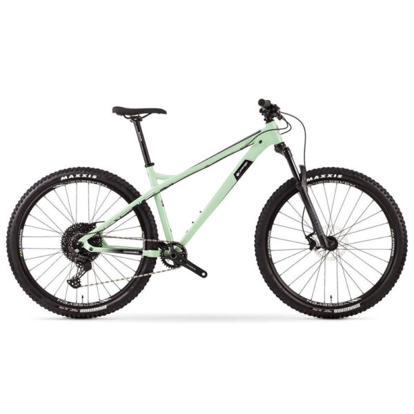 Bicicleta Clockwork 29 Comp marca Orange Biker
